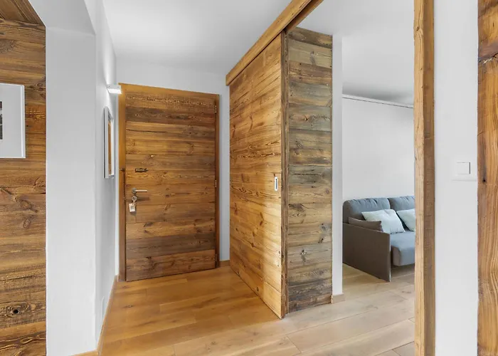 Victoria A 20 By Interhome * 克莱恩 蒙塔纳